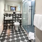 Arthaus Hotel