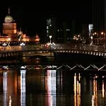 Arthaus Hotel 4*