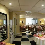 Arthaus فندق