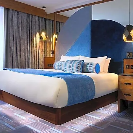 Hotel Arthaus 4*